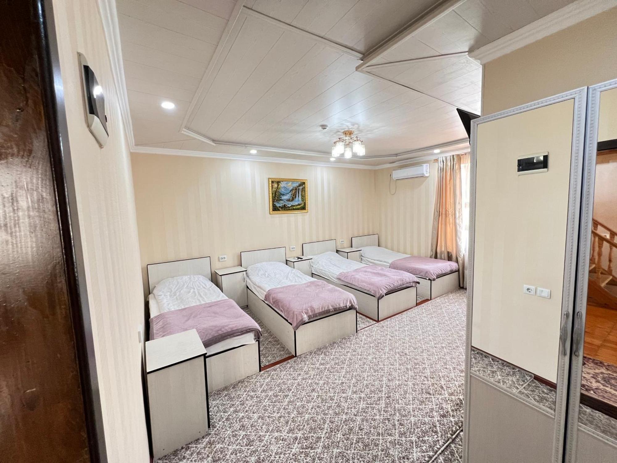 Hotel Zarafshon Panjakent Екстериор снимка