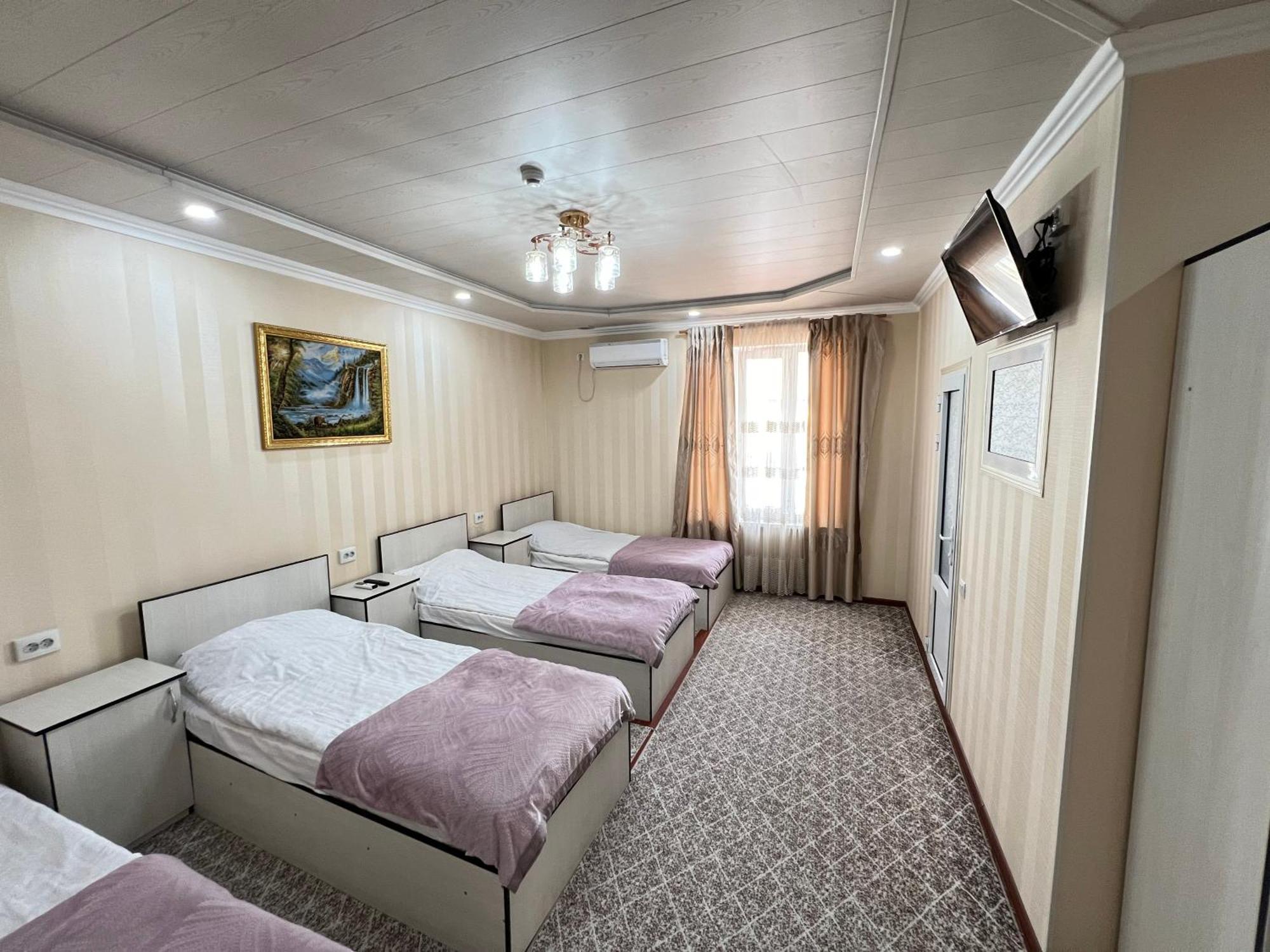 Hotel Zarafshon Panjakent Екстериор снимка